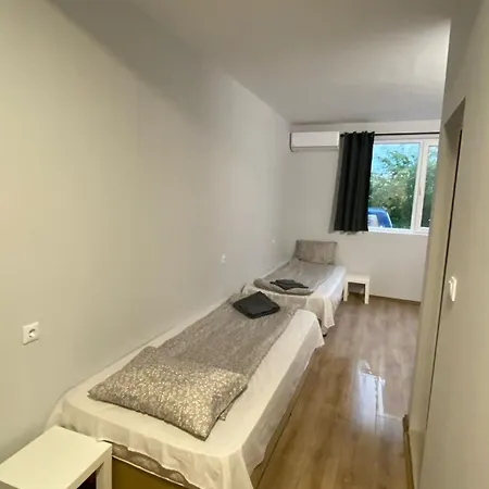 за гости крис Pensión 3*