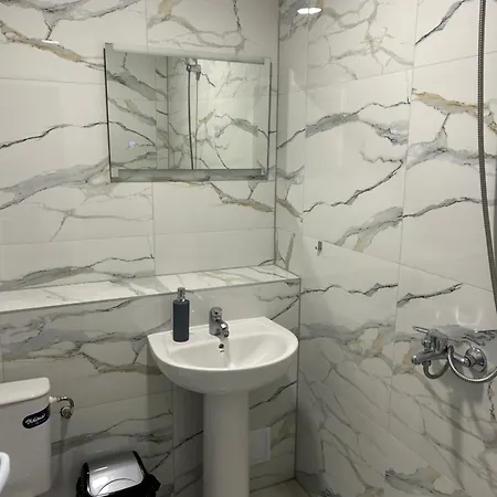 за гости крис בית הארחה